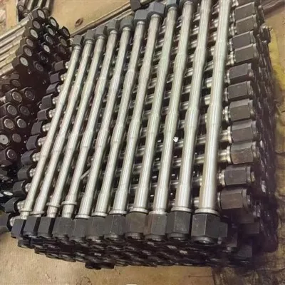 ブレーカー用サイドボルト